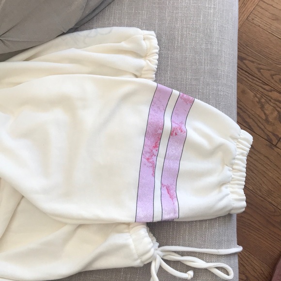 NWT Chaser LOVE sweatpants - Picture 7 of 9